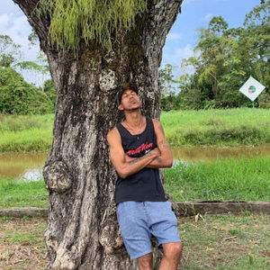 Meet your Posher, Javier